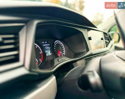 Серый Фольксваген Каравелла, объемом двигателя 2 л и пробегом 300 тыс. км за 40068 $, фото 25 на Automoto.ua