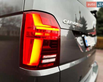 Серый Фольксваген Каравелла, объемом двигателя 2 л и пробегом 300 тыс. км за 40068 $, фото 62 на Automoto.ua