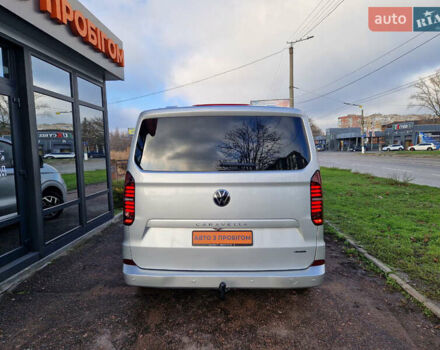 Серый Фольксваген Каравелла, объемом двигателя 2 л и пробегом 5 тыс. км за 63000 $, фото 3 на Automoto.ua