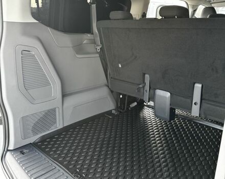 Серый Фольксваген Каравелла, объемом двигателя 2 л и пробегом 5 тыс. км за 63000 $, фото 15 на Automoto.ua