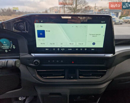 Серый Фольксваген Каравелла, объемом двигателя 2 л и пробегом 5 тыс. км за 63000 $, фото 11 на Automoto.ua