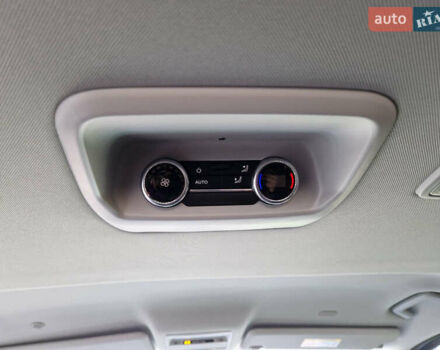 Серый Фольксваген Каравелла, объемом двигателя 2 л и пробегом 5 тыс. км за 63000 $, фото 20 на Automoto.ua