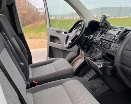 Серый Фольксваген Каравелла, объемом двигателя 2 л и пробегом 215 тыс. км за 8500 $, фото 14 на Automoto.ua