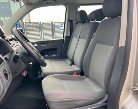 Серый Фольксваген Каравелла, объемом двигателя 2 л и пробегом 215 тыс. км за 8500 $, фото 9 на Automoto.ua