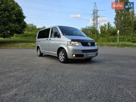 Фольксваген Каравелла 2008 в Ровно на Automoto.ua Серый Фольксваген Каравелла, объемом двигателя 2.46 л и пробегом 385 тыс. км за 9199 $, фото 1 на Automoto.ua