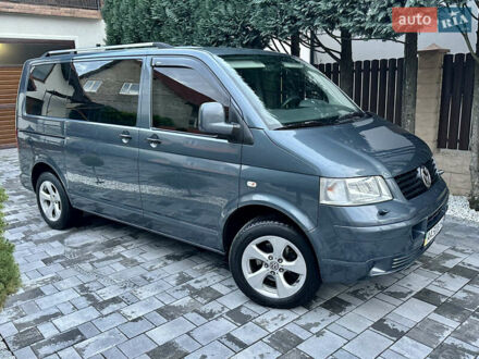 Серый Фольксваген Каравелла, объемом двигателя 2.46 л и пробегом 308 тыс. км за 12300 $, фото 1 на Automoto.ua