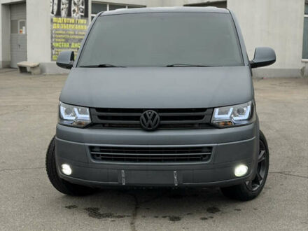 Серый Фольксваген Каравелла, объемом двигателя 1.97 л и пробегом 319 тыс. км за 16500 $, фото 1 на Automoto.ua