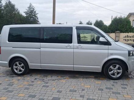 Сірий Фольксваген Каравелла, об'ємом двигуна 2 л та пробігом 380 тис. км за 16900 $, фото 1 на Automoto.ua