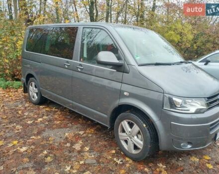 Сірий Фольксваген Каравелла, об'ємом двигуна 1.98 л та пробігом 200 тис. км за 29000 $, фото 1 на Automoto.ua