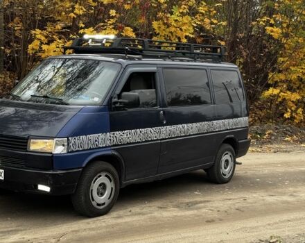 Синий Фольксваген Каравелла, объемом двигателя 2.4 л и пробегом 400 тыс. км за 4300 $, фото 2 на Automoto.ua