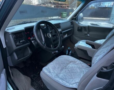 Синий Фольксваген Каравелла, объемом двигателя 2.5 л и пробегом 340 тыс. км за 1000 $, фото 4 на Automoto.ua