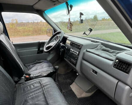 Синий Фольксваген Каравелла, объемом двигателя 2.37 л и пробегом 472 тыс. км за 4500 $, фото 11 на Automoto.ua