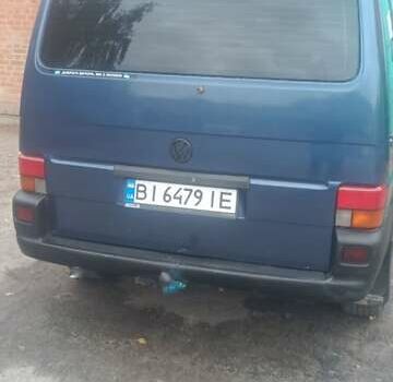 Синий Фольксваген Каравелла, объемом двигателя 2.4 л и пробегом 665 тыс. км за 4500 $, фото 5 на Automoto.ua