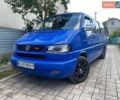 Синий Фольксваген Каравелла, объемом двигателя 2.5 л и пробегом 595 тыс. км за 8316 $, фото 1 на Automoto.ua