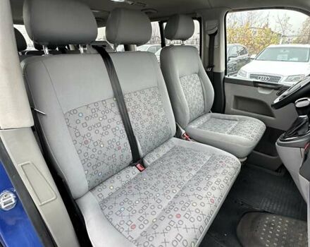 Синий Фольксваген Каравелла, объемом двигателя 3.19 л и пробегом 329 тыс. км за 12000 $, фото 16 на Automoto.ua