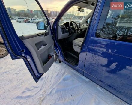 Синий Фольксваген Каравелла, объемом двигателя 2.5 л и пробегом 285 тыс. км за 12300 $, фото 19 на Automoto.ua