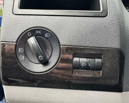 Синий Фольксваген Каравелла, объемом двигателя 3.19 л и пробегом 329 тыс. км за 12000 $, фото 30 на Automoto.ua