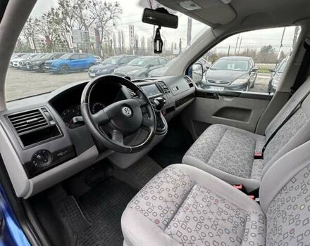 Синий Фольксваген Каравелла, объемом двигателя 3.19 л и пробегом 329 тыс. км за 12000 $, фото 15 на Automoto.ua