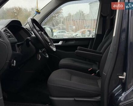 Синій Фольксваген Каравелла, об'ємом двигуна 2 л та пробігом 238 тис. км за 28990 $, фото 18 на Automoto.ua