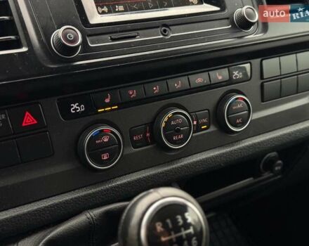 Синій Фольксваген Каравелла, об'ємом двигуна 2 л та пробігом 238 тис. км за 28990 $, фото 20 на Automoto.ua