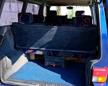 Синій Фольксваген Каравелла, об'ємом двигуна 1.9 л та пробігом 400 тис. км за 3700 $, фото 3 на Automoto.ua