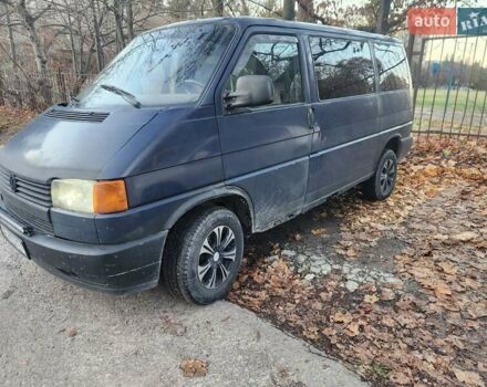 Синий Фольксваген Каравелла, объемом двигателя 0 л и пробегом 600 тыс. км за 3300 $, фото 1 на Automoto.ua