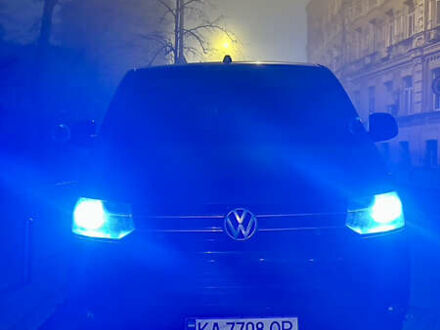 Фольксваген Каравелла 2009 у Києві на Automoto.ua Синій Фольксваген Каравелла, об'ємом двигуна 2 л та пробігом 245 тис. км за 15500 $, фото 1 на Automoto.ua