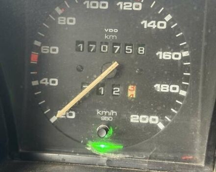 Зелений Фольксваген Каравелла, об'ємом двигуна 1.59 л та пробігом 170 тис. км за 4100 $, фото 10 на Automoto.ua