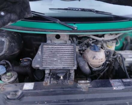 Зелений Фольксваген Каравелла, об'ємом двигуна 2.5 л та пробігом 450 тис. км за 2400 $, фото 2 на Automoto.ua