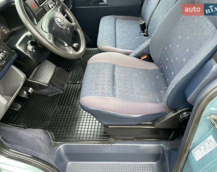 Зеленый Фольксваген Каравелла, объемом двигателя 2.5 л и пробегом 359 тыс. км за 8800 $, фото 21 на Automoto.ua