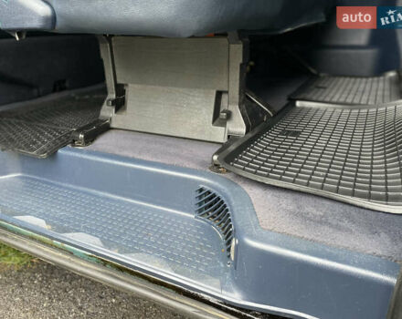 Зеленый Фольксваген Каравелла, объемом двигателя 2.5 л и пробегом 359 тыс. км за 8800 $, фото 25 на Automoto.ua