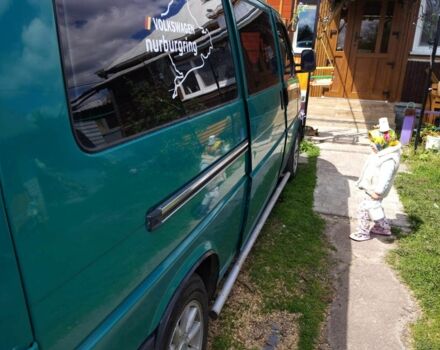 Зеленый Фольксваген Каравелла, объемом двигателя 2.5 л и пробегом 378 тыс. км за 5250 $, фото 4 на Automoto.ua