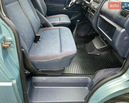 Зеленый Фольксваген Каравелла, объемом двигателя 2.5 л и пробегом 359 тыс. км за 8800 $, фото 22 на Automoto.ua