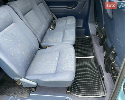 Зеленый Фольксваген Каравелла, объемом двигателя 2.5 л и пробегом 359 тыс. км за 8800 $, фото 35 на Automoto.ua