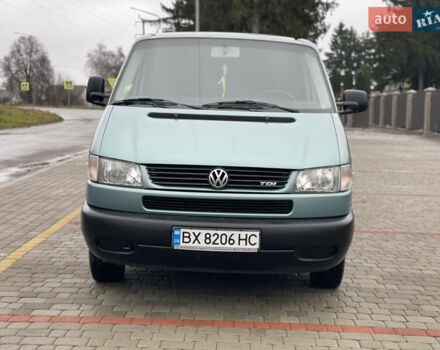Зеленый Фольксваген Каравелла, объемом двигателя 2.5 л и пробегом 359 тыс. км за 8800 $, фото 3 на Automoto.ua