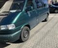 Зеленый Фольксваген Каравелла, объемом двигателя 2.5 л и пробегом 417 тыс. км за 6000 $, фото 1 на Automoto.ua