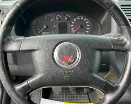 Зеленый Фольксваген Каравелла, объемом двигателя 2.5 л и пробегом 356 тыс. км за 11900 $, фото 11 на Automoto.ua