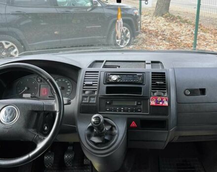 Зеленый Фольксваген Каравелла, объемом двигателя 2.5 л и пробегом 356 тыс. км за 11900 $, фото 9 на Automoto.ua