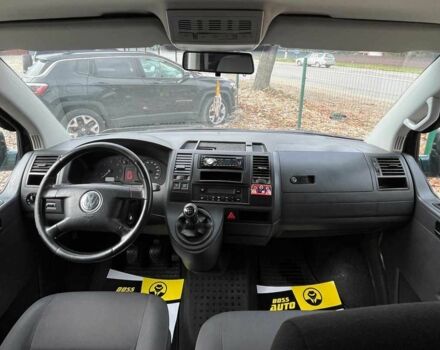 Зеленый Фольксваген Каравелла, объемом двигателя 2.5 л и пробегом 356 тыс. км за 11900 $, фото 8 на Automoto.ua