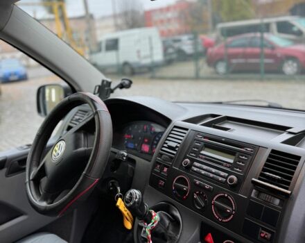 Зелений Фольксваген Каравелла, об'ємом двигуна 2.5 л та пробігом 280 тис. км за 7700 $, фото 6 на Automoto.ua