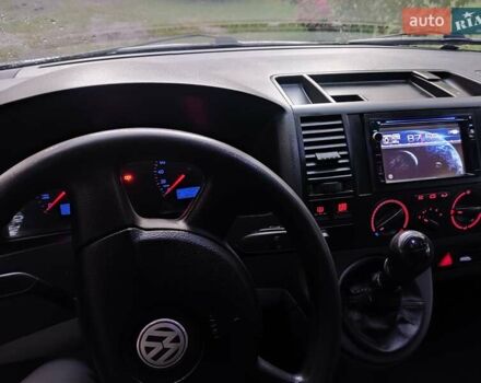 Фольксваген Каравелла 2008 в Дубно на Automoto.ua Зеленый Фольксваген Каравелла, объемом двигателя 2.5 л и пробегом 300 тыс. км за 11000 $, фото 2 на Automoto.ua