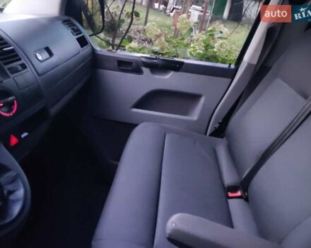 Фольксваген Каравелла 2008 в Дубно на Automoto.ua Зеленый Фольксваген Каравелла, объемом двигателя 2.5 л и пробегом 300 тыс. км за 11000 $, фото 5 на Automoto.ua