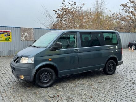 Зелений Фольксваген Каравелла, об'ємом двигуна 2.5 л та пробігом 280 тис. км за 7700 $, фото 1 на Automoto.ua
