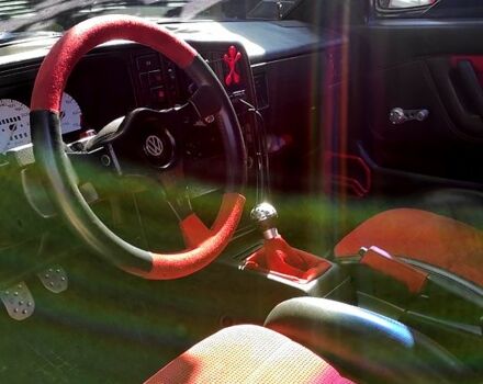 Серый Фольксваген Коррадо, объемом двигателя 1.8 л и пробегом 313 тыс. км за 4100 $, фото 6 на Automoto.ua