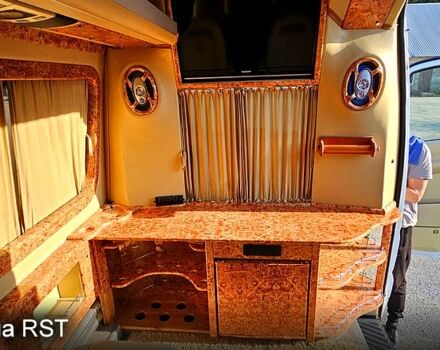 Білий Фольксваген Крафтєр, об'ємом двигуна 2.5 л та пробігом 330 тис. км за 18000 $, фото 5 на Automoto.ua