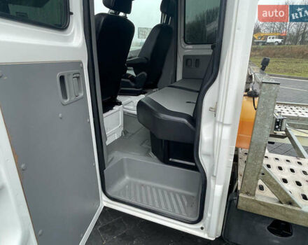 Белый Фольксваген Крафтер, объемом двигателя 1.97 л и пробегом 451 тыс. км за 15400 $, фото 20 на Automoto.ua