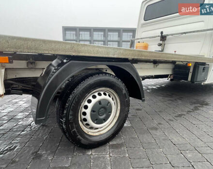 Белый Фольксваген Крафтер, объемом двигателя 1.97 л и пробегом 451 тыс. км за 15400 $, фото 5 на Automoto.ua