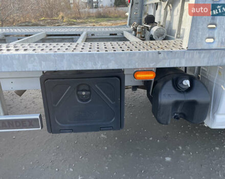 Белый Фольксваген Крафтер, объемом двигателя 1.97 л и пробегом 367 тыс. км за 20800 $, фото 11 на Automoto.ua