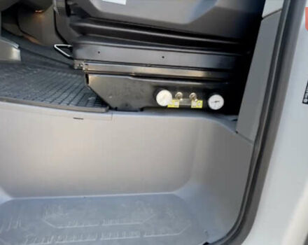 Белый Фольксваген Крафтер, объемом двигателя 1.97 л и пробегом 238 тыс. км за 23000 $, фото 20 на Automoto.ua