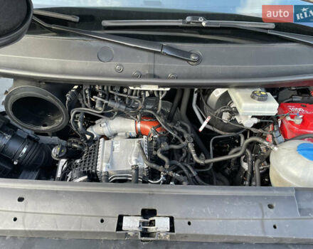 Белый Фольксваген Крафтер, объемом двигателя 1.97 л и пробегом 367 тыс. км за 20800 $, фото 24 на Automoto.ua